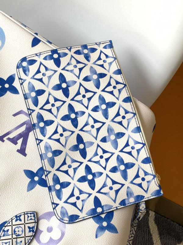 l**is V*t*n neverfull mm