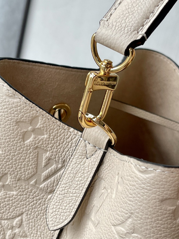 l**is V*t*n nÉonoÉ mm