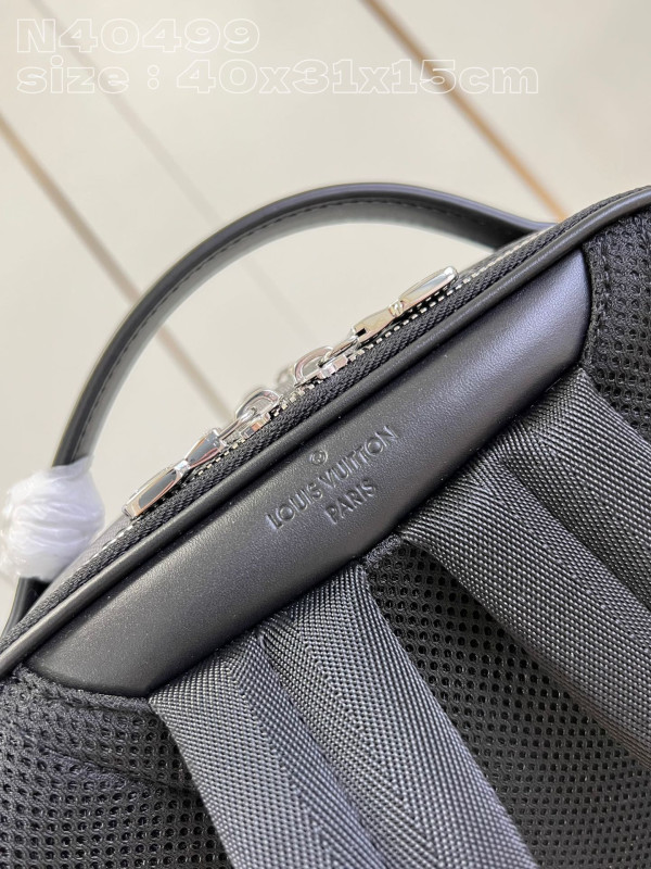 l**is V*t*n avenue backpack