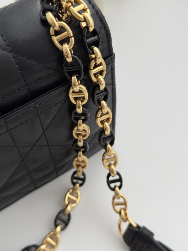 D*or miss caro mini bag