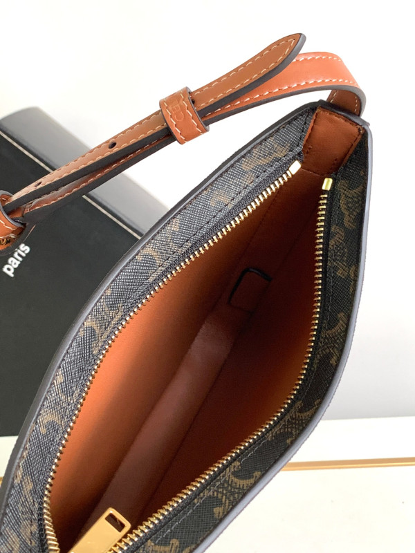 Ce**e medium croque bag