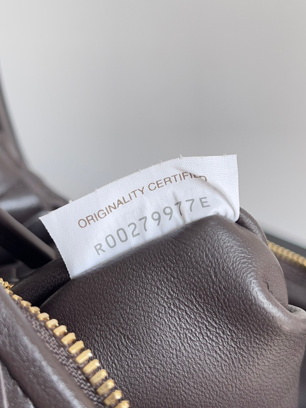 Bo*te*ga ve*ne*ta medium gemelli