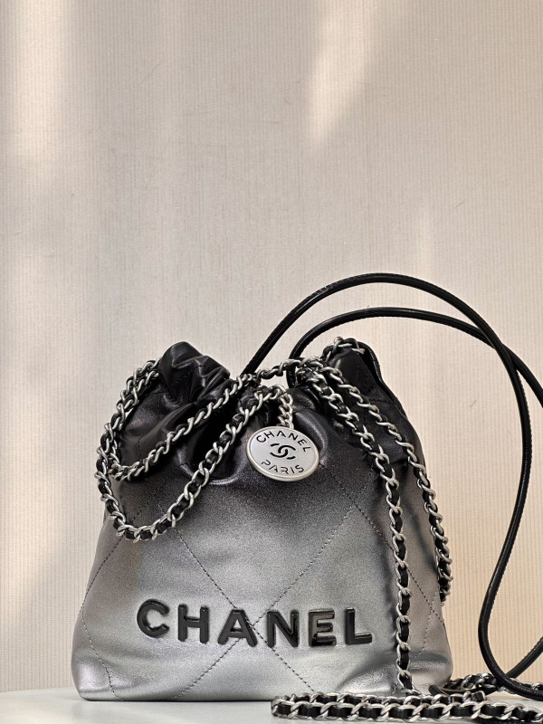 CL 22 MINI HANDBAG