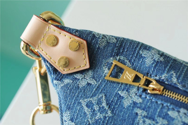 l**is V*t*n high rise