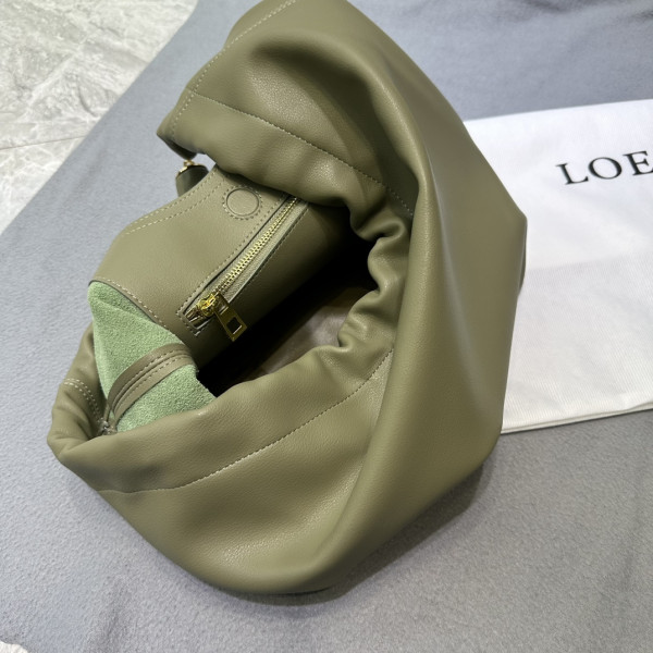 LOEWE Small Squeeze bag in nappa lambskin-24*29*10.5cm