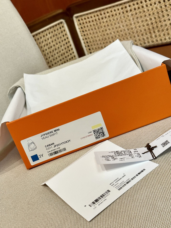 H**mes jypsiere mini bag in swift leather gris meyer