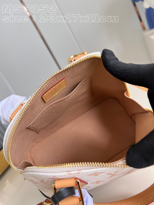 l**is V*t*n alma bb-23.5*17.5*11.5cm