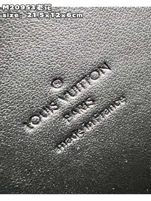 l**is V*t*n neo wallet trunk