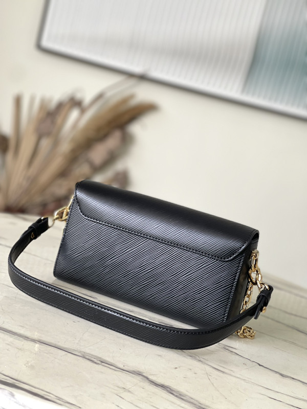 l**is V*t*n twist-23.5*12*7 cm