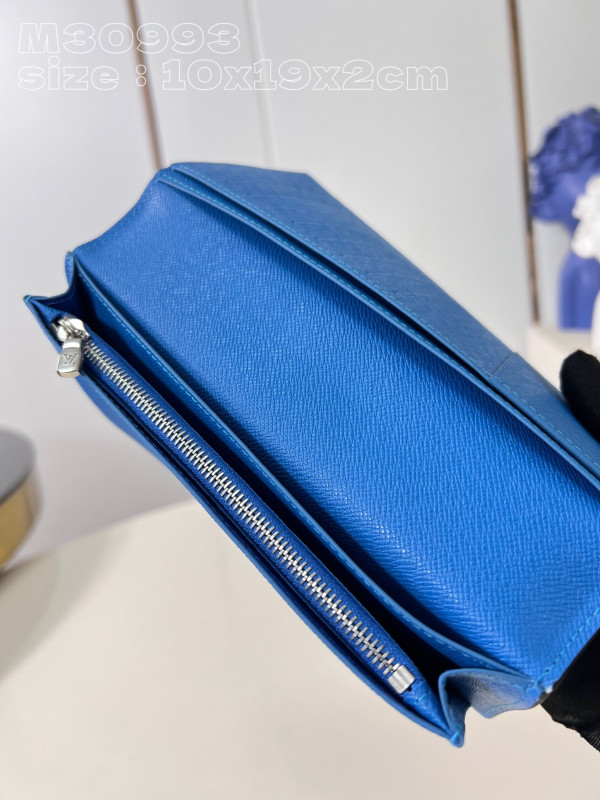 l**is V*t*n brazza wallet-10*19*2cm