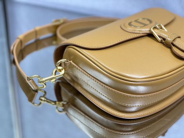 D*or bobby bag medium-22-17-6cm