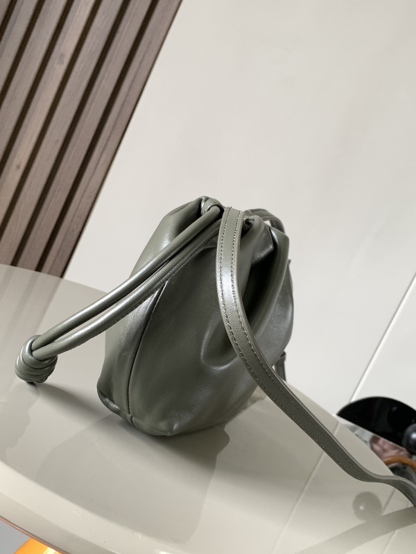 LOEWE Mini Flamenco clutch-23*17*5.5cm