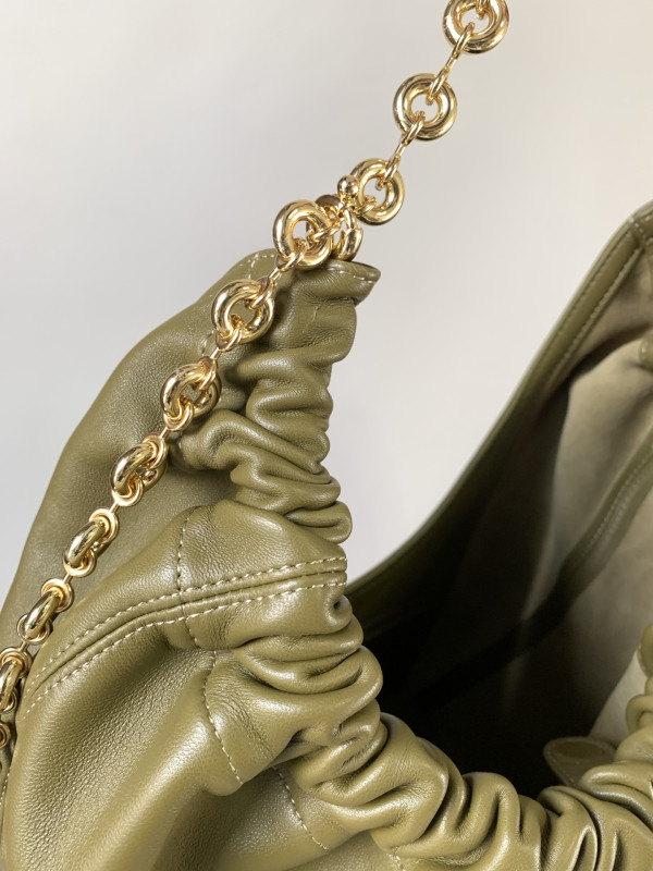 Loewe Squeeze Bag-34*33*13.5CM