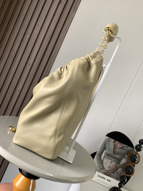 Loewe Squeeze Bag-34*33*13.5CM