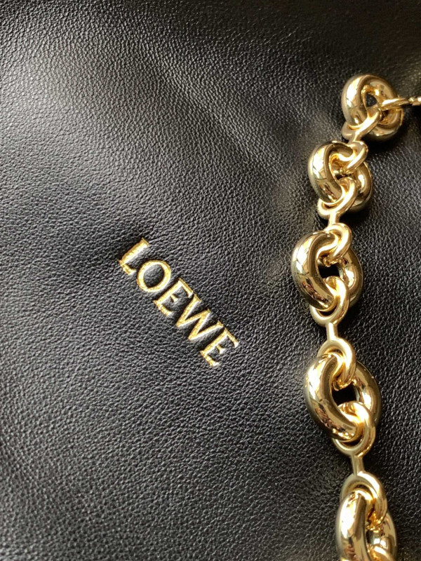 Loewe Squeeze Bag-34*33*13.5CM