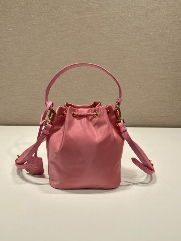 Pra*a bucket bag-15.5*19.5*10cm
