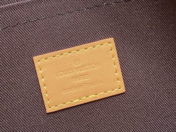 l**is V*t*n pochette voyage souple-32*21*8cm