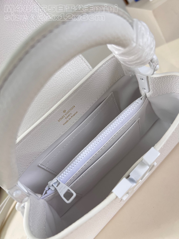 l**is V*t*n capucines mini-22*12*8cm