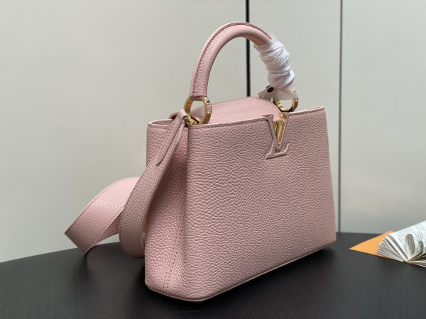 l**is V*t*n capucines bb-27*18*9cm