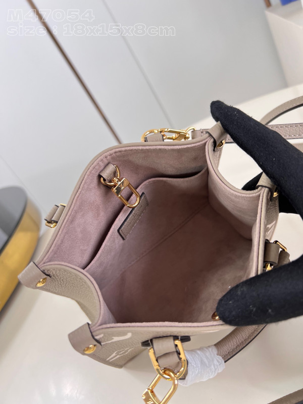 l**is V*t*n onthego bb-18*15*8.5cm