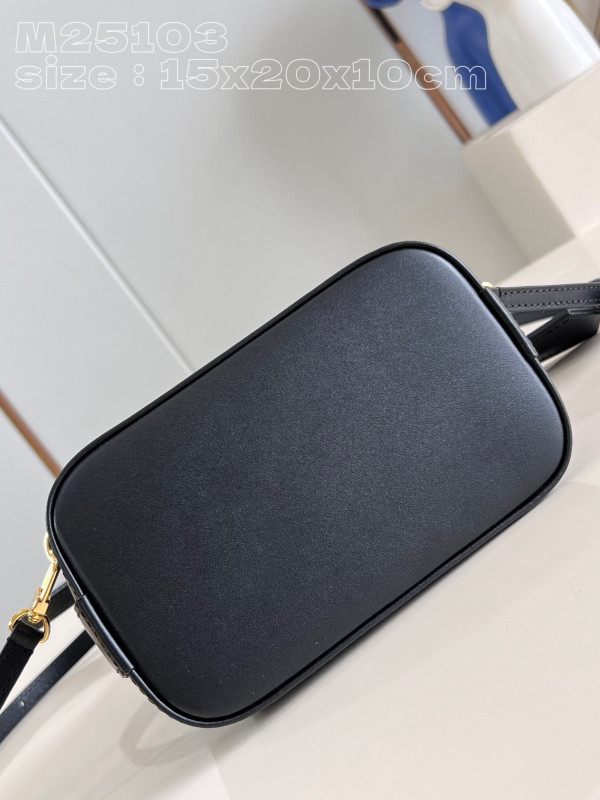 l**is V*t*n nano alma backpack-15*20*10cm