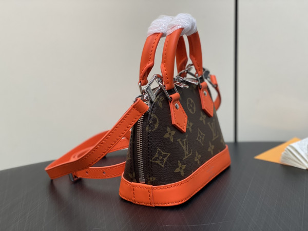 l**is V*t*n nano alma-18*12*8cm