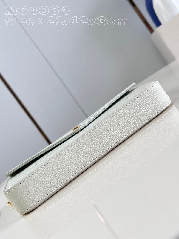 l**is V*t*n pochette fÉlicie