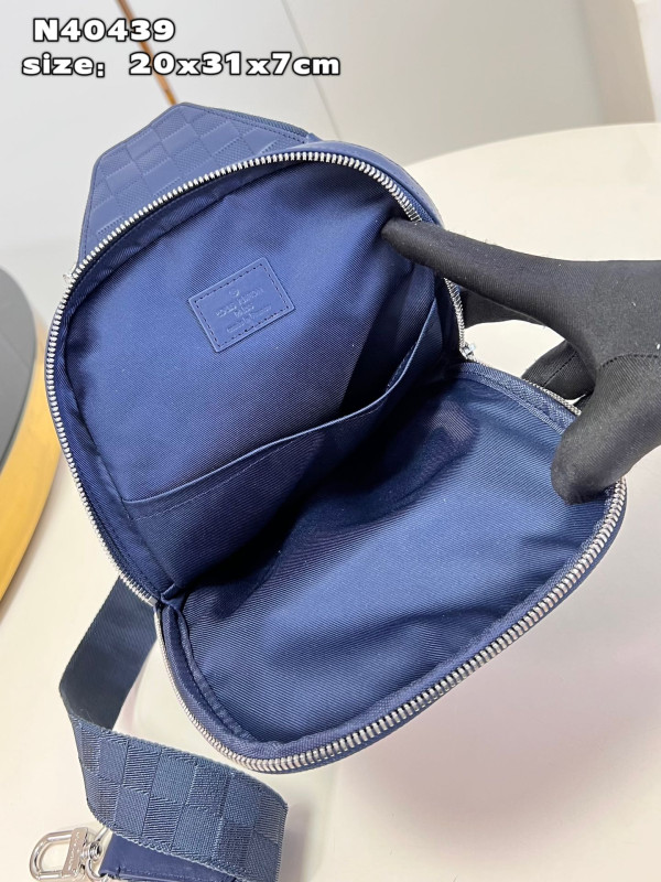 l**is V*t*n avenue slingbag nm