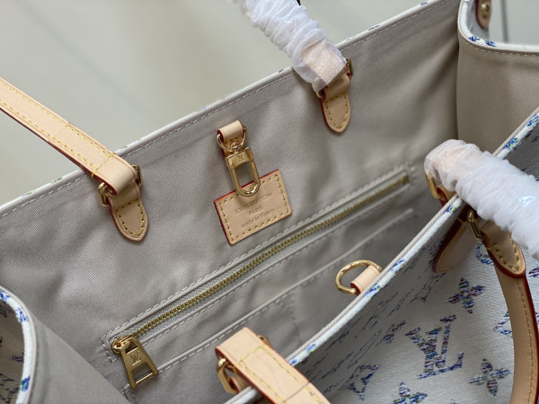 l**is V*t*n onthego mm-35*27*14cm