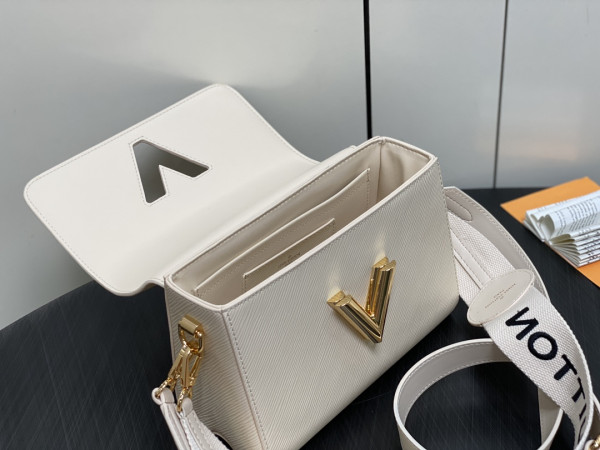 l**is V*t*n twist mm-23*17*9.5cm