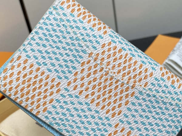 l**is V*t*n pocket organizer-7.5*11.1*1 cm