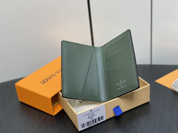 l**is V*t*n pocket organizer-7.5*11.1*1 cm