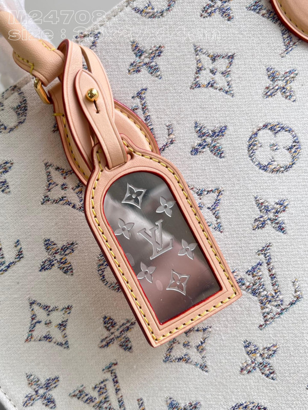 l**is V*t*n onthego mm-35*27*14cm