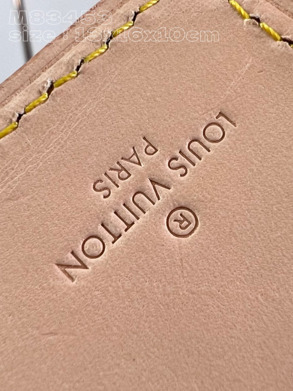 l**is V*t*n nano noÉ-13*16*10cm