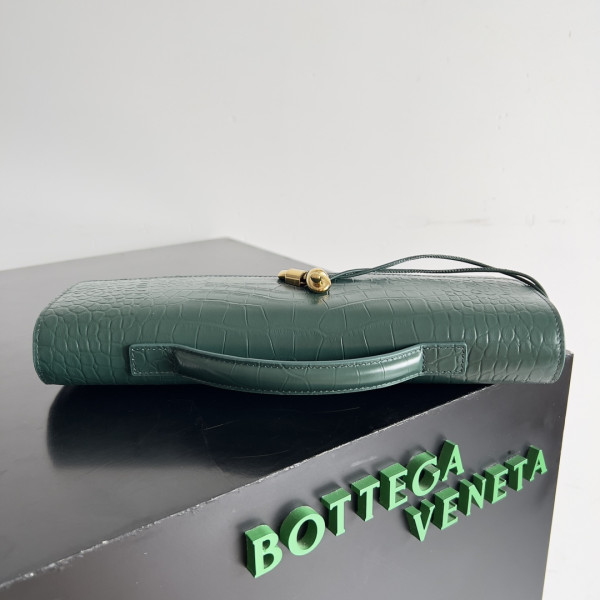 Bo*te*ga ve*ne*ta long clutch andiamo with handle-31*13*3cm