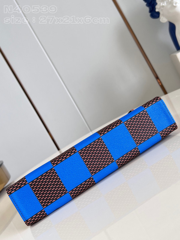 l**is V*t*n pochette voyage-27*21*6cm