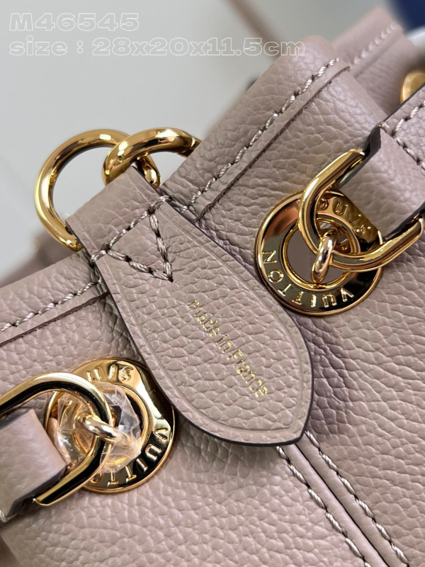 l**is V*t*n summer bundle-28*20*11.5cm