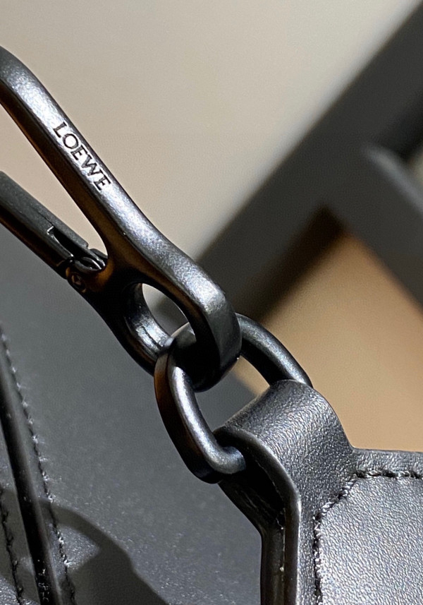 LOEWE Small Puzzle Bumbag-24*10*14cm