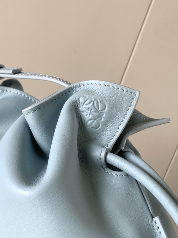 LOEWE Flamenco clutch- 24.5*30*10.5cm