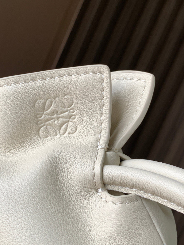 LOEWE Mini Flamenco clutch-23*18*9cm