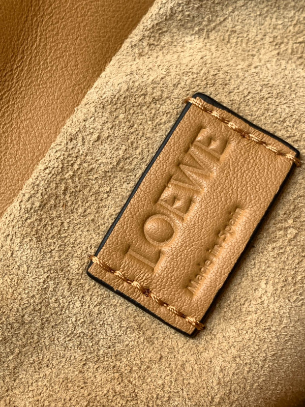 LOEWE Mini Flamenco clutch-23*18*9cm