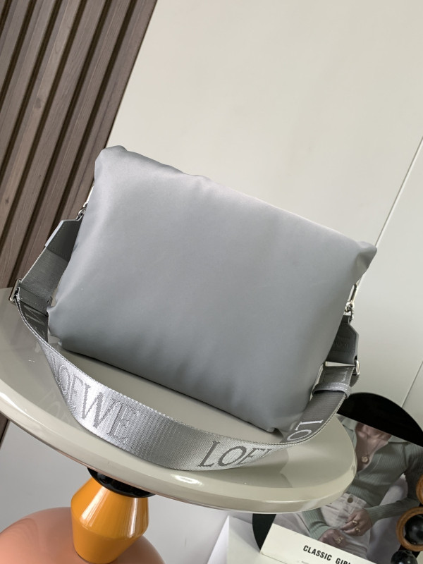 LOEWE Goya Puffer leather shoulder bag-30*20.5*10CM