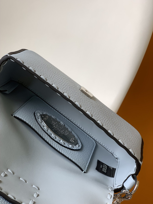 F**di baguette-20*5*13cm