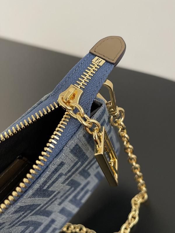 F**di baguette pouch-20*3*13cm