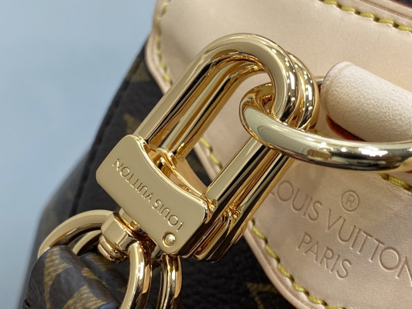 l**is V*t*n montsouris-24*25*12cm