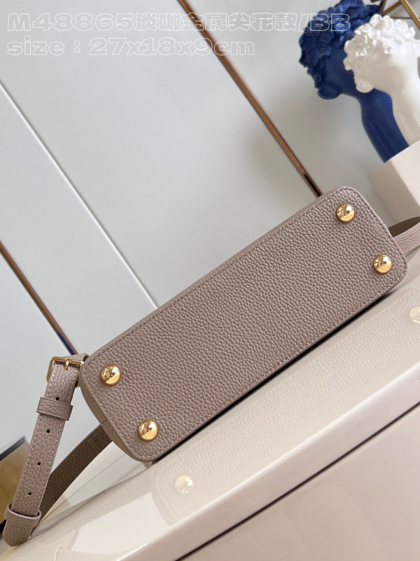 l**is V*t*n capucines bb-27*18*9cm