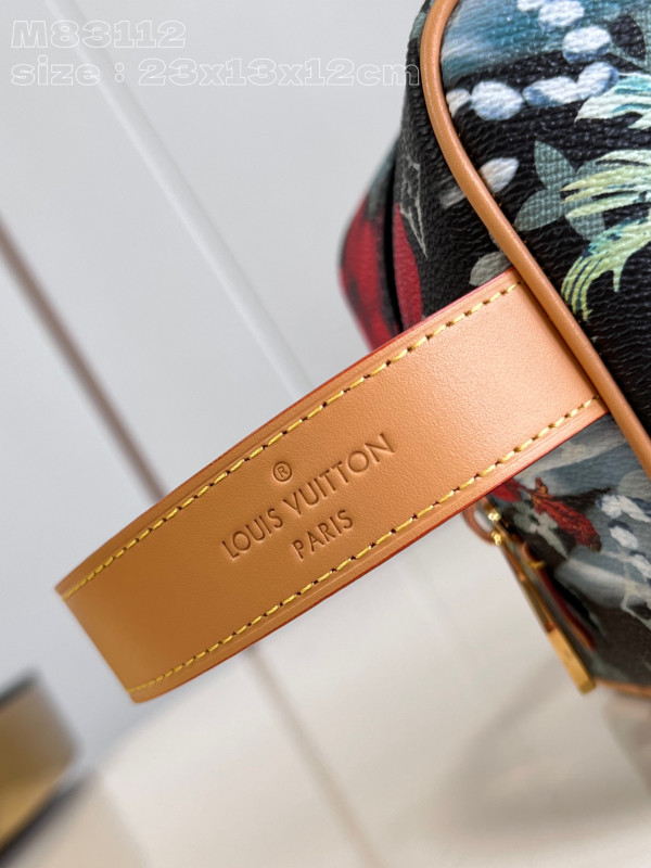 l**is V*t*n locker dopp kit bag-23*13*12cm