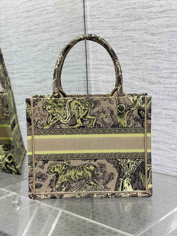 small D*or book tote-26cm