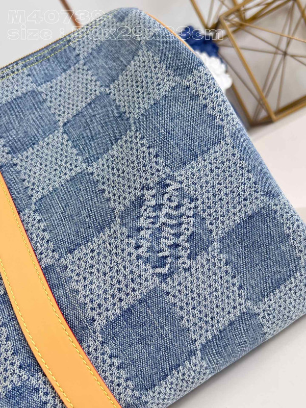 l**is V*t*n keepall bandouliÈre 50