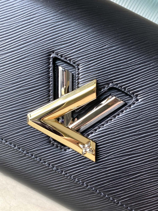 l**is V*t*n twist mm-23*17*9.5cm